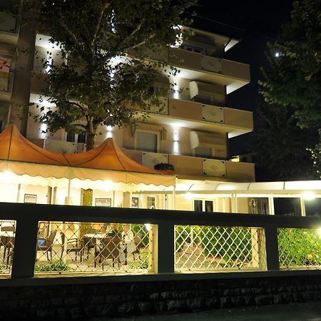 Hotel Azzurra Marina di Pietrasanta Zewnętrze zdjęcie